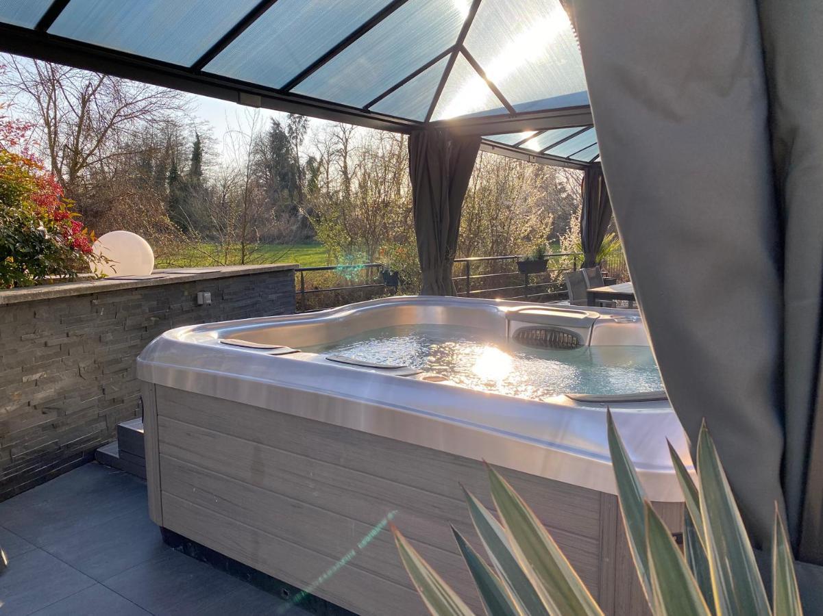 Les Rives Des Habsbourg Aparthotel Ensisheim Exterior foto
