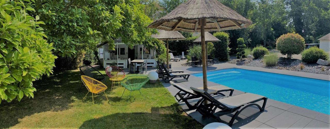 Les Rives Des Habsbourg Aparthotel Ensisheim Exterior foto