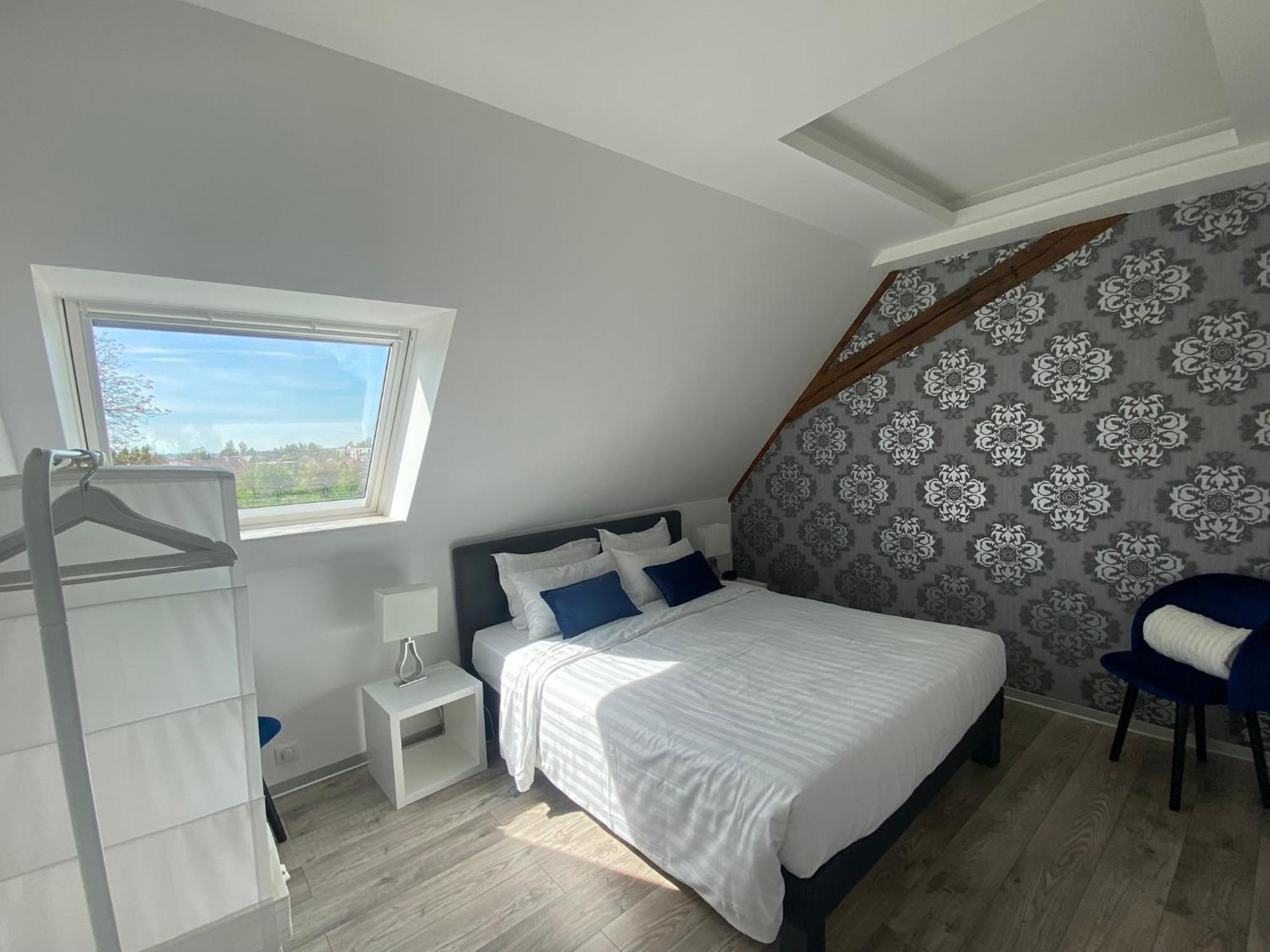 Les Rives Des Habsbourg Aparthotel Ensisheim Exterior foto