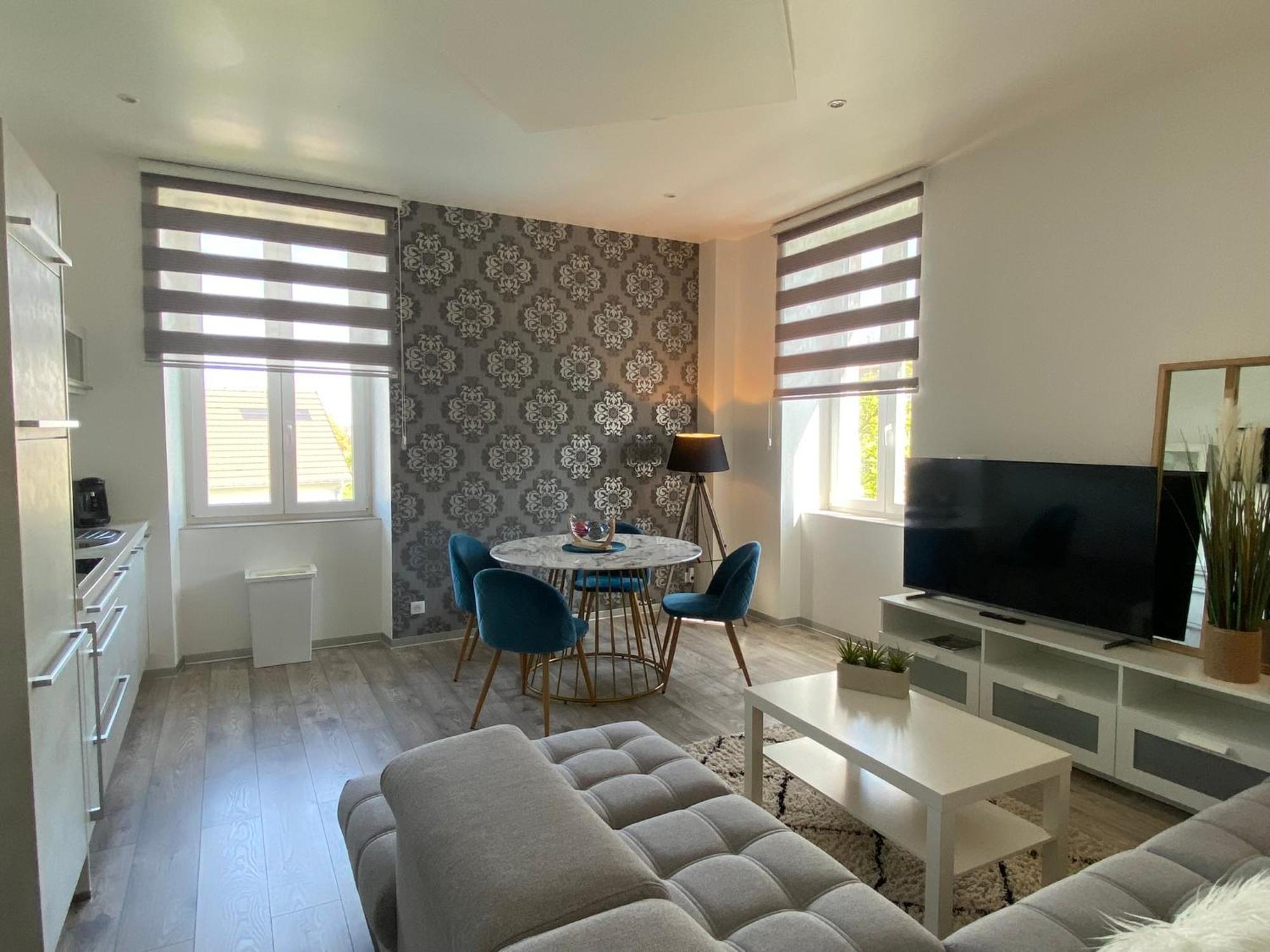 Les Rives Des Habsbourg Aparthotel Ensisheim Exterior foto