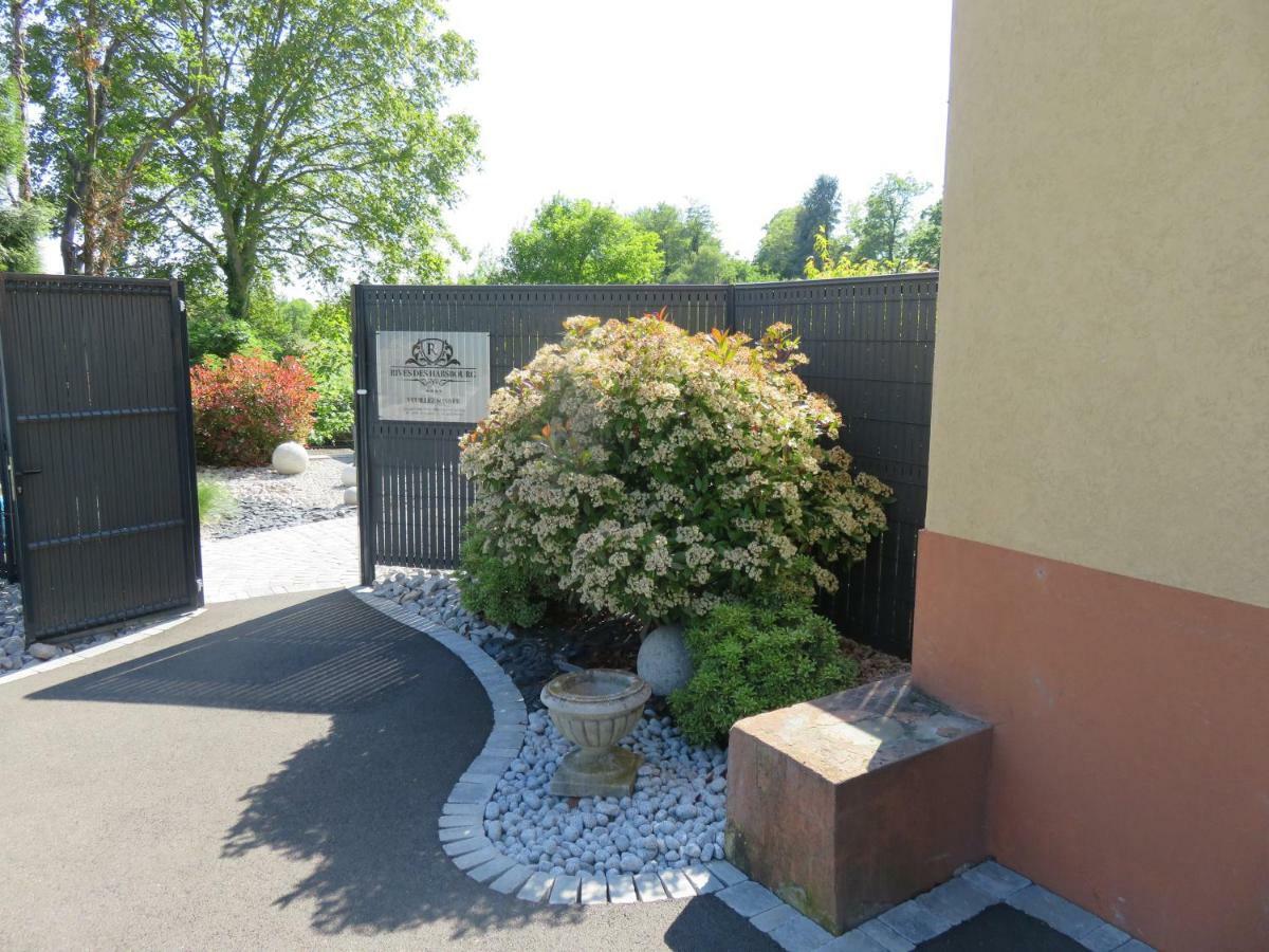 Les Rives Des Habsbourg Aparthotel Ensisheim Exterior foto