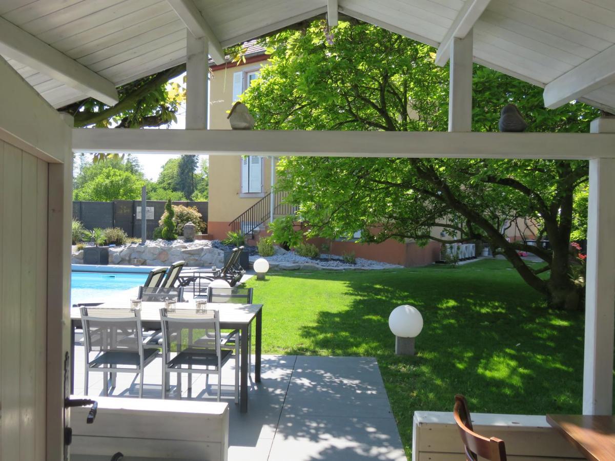 Les Rives Des Habsbourg Aparthotel Ensisheim Exterior foto